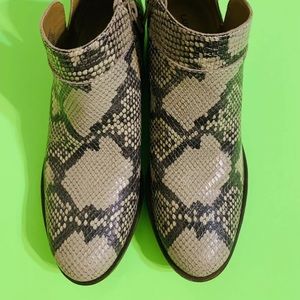 Lucky Brand Brintly Waterproof Ankle Boot Size 7M